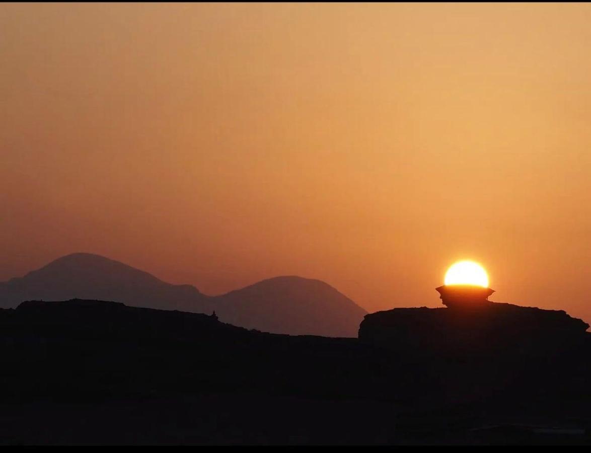 غرووب وادي رم Hotel ภายนอก รูปภาพ
