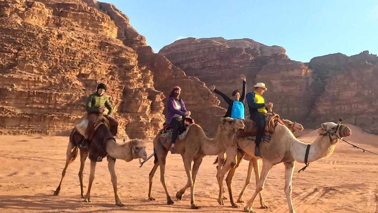 غرووب وادي رم Hotel ภายนอก รูปภาพ